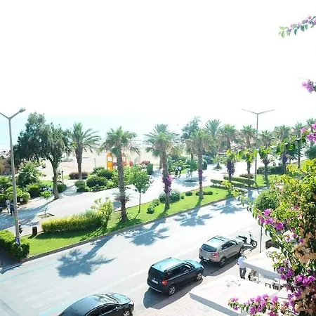 Yildiz Hotel